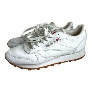 Reebok Women Classic Leather Sneaker White/Gum‎ Size 8 GY0956